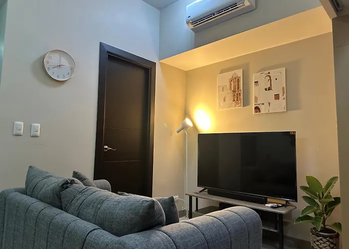 Apartment Cozy 1bedroom With View In Uptown Bgc