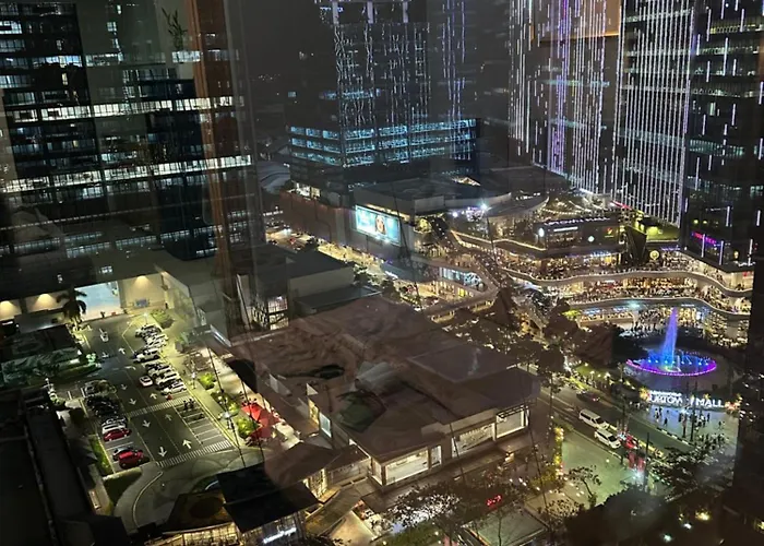Apartment Cozy 1bedroom With View In Uptown Bgc *