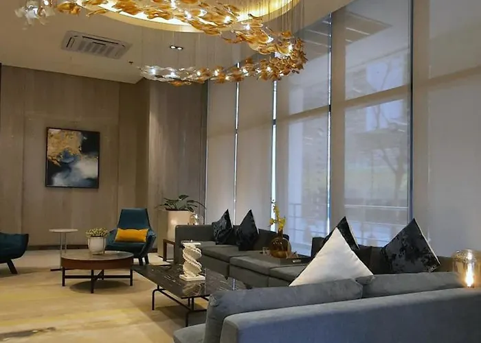 Cozy 1bedroom With View In Uptown Bgc *