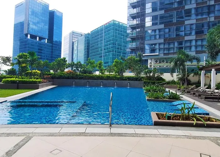 Cozy 1bedroom With View In Uptown Bgc * Manila